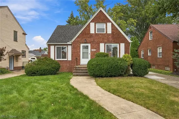 7702 Southington Drive, Parma, OH 44129