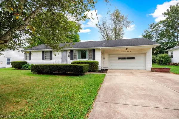 124 Yunker Court, Elyria, OH 44035