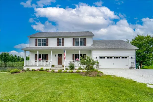 7253 Edison Ne Street, Hartville, OH 44632