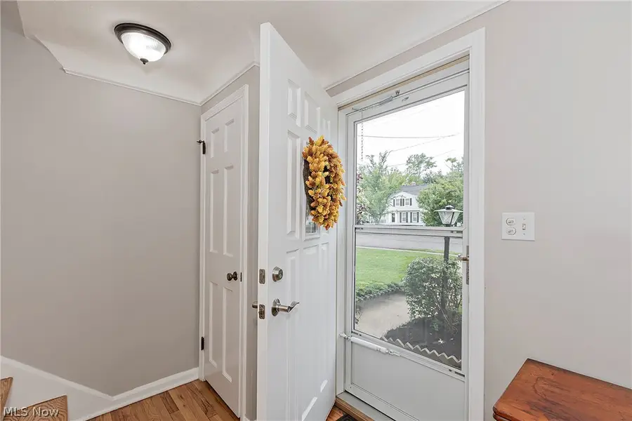 5164 Spencer Road, Lyndhurst, OH 44124 - #2