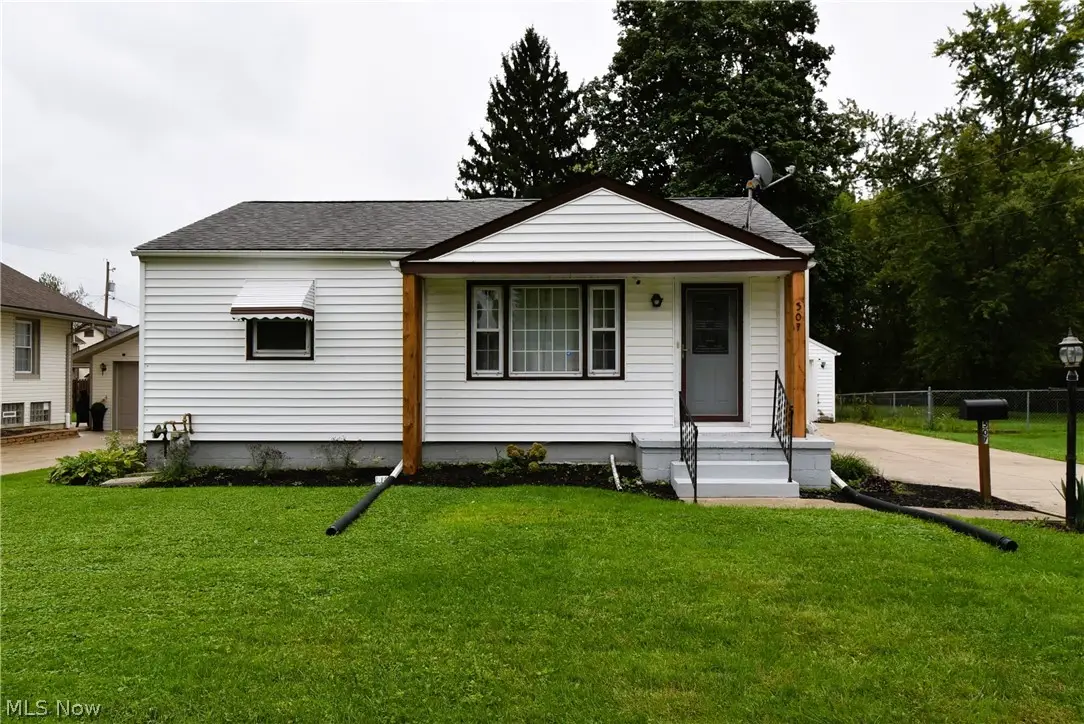 507 S Canal Street, Newton Falls, OH 44444 - #1