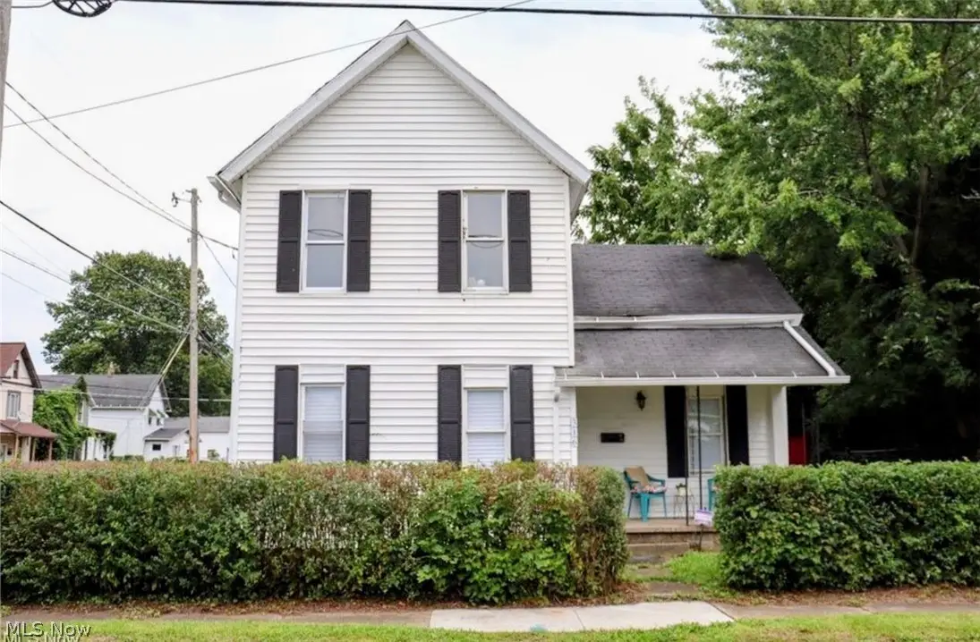 316 Young Ne Avenue, Canton, OH 44704 - #1