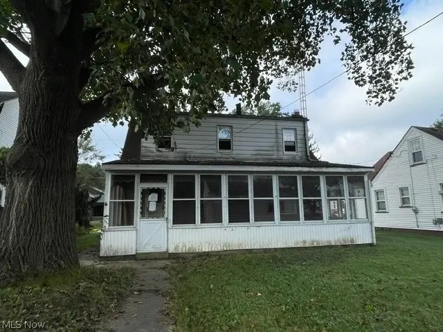 1416 Mcgregor Nw Avenue, Canton, OH 44703 - #2