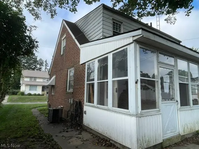1416 Mcgregor Nw Avenue, Canton, OH 44703 - #3