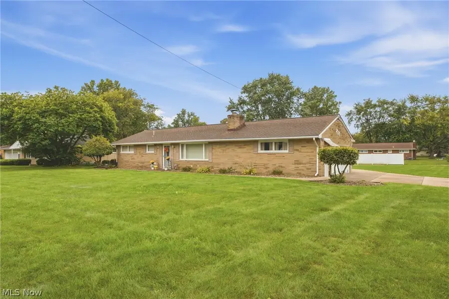 6787 Kirby Ne Avenue, Canton, OH 44721 - #2