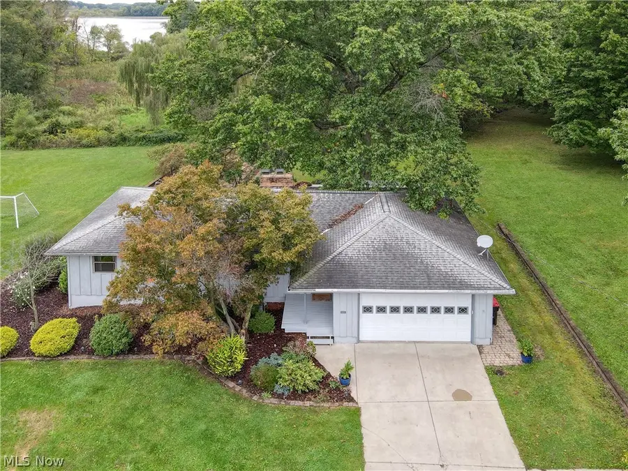1239 Doralee Drive, Mogadore, OH 44260 - #3