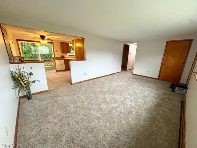 121 Florence Avenue, Alliance, OH 44601 - #3