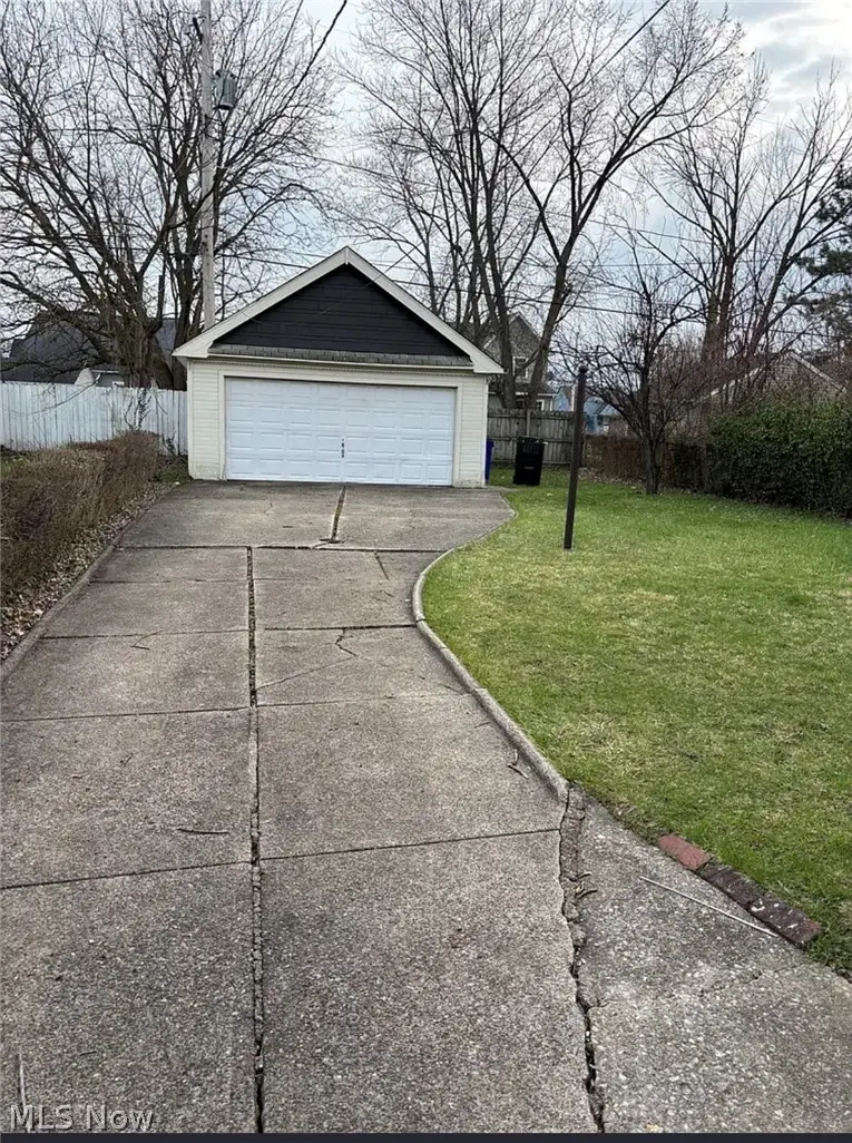 12722 Holborn Avenue, Cleveland, OH 44105 - #3
