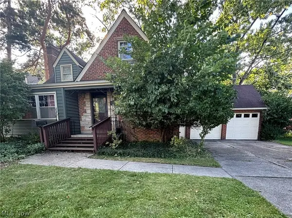 6862 York Road, Parma Heights, OH 44130