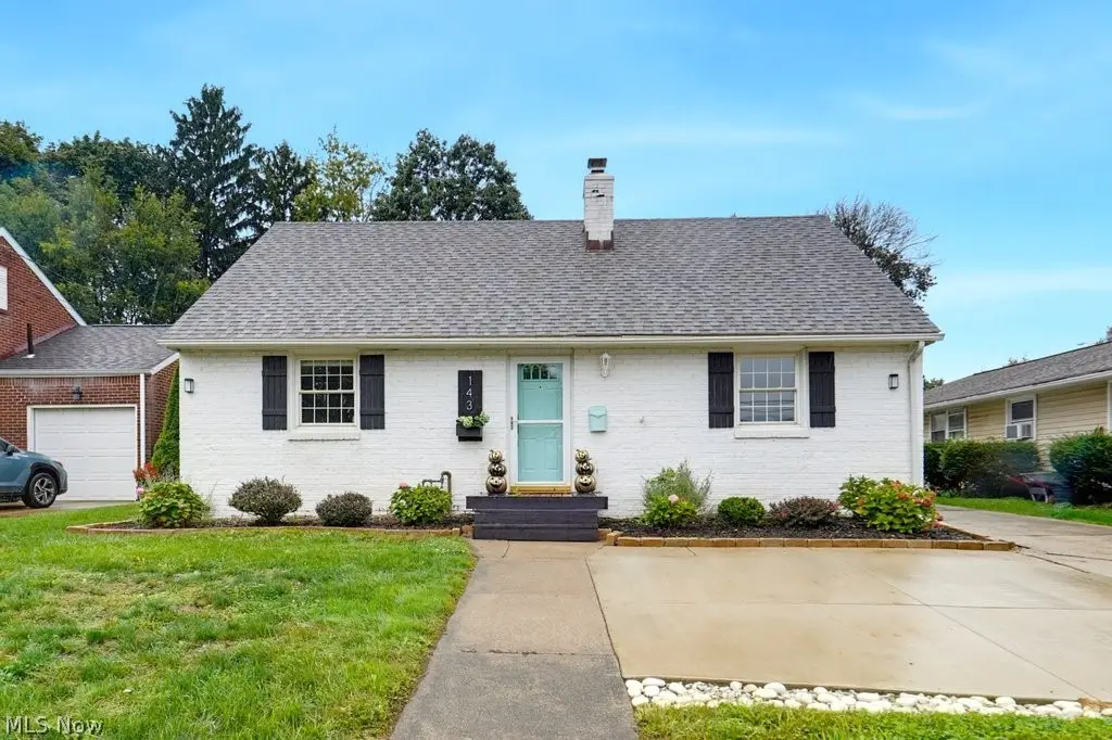 143 30th Nw Street, Canton, OH 44709 - #1