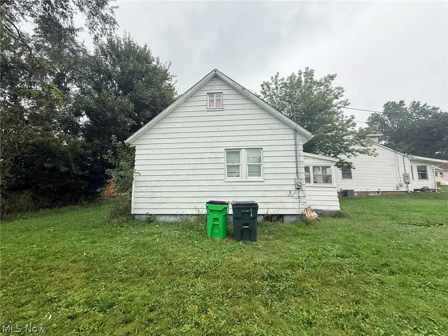 493 Washington Avenue, Barberton, OH 44203 - #2