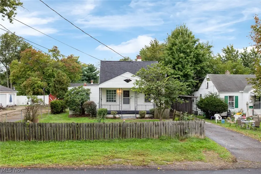 3213 Regent Ne Avenue, Canton, OH 44705 - #2