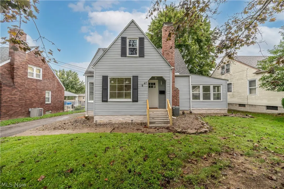 47 S Beverly Avenue, Austintown, OH 44515 - #1