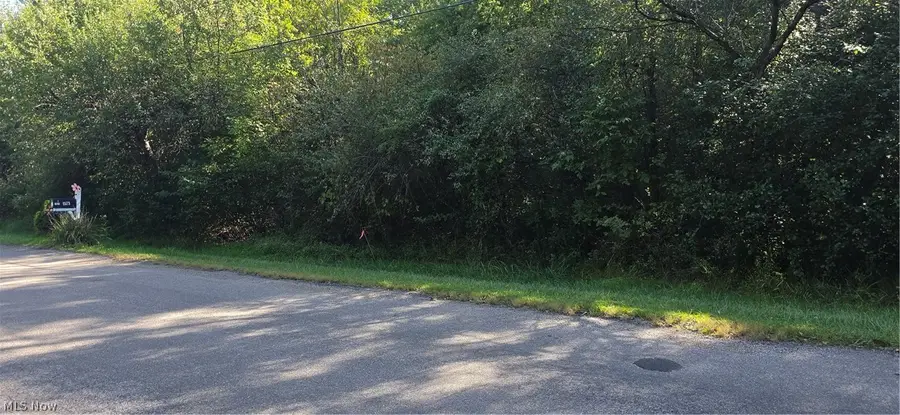 1677 & 1678 Sugar Creek Drive, Roaming Shores, OH 44084 - #2