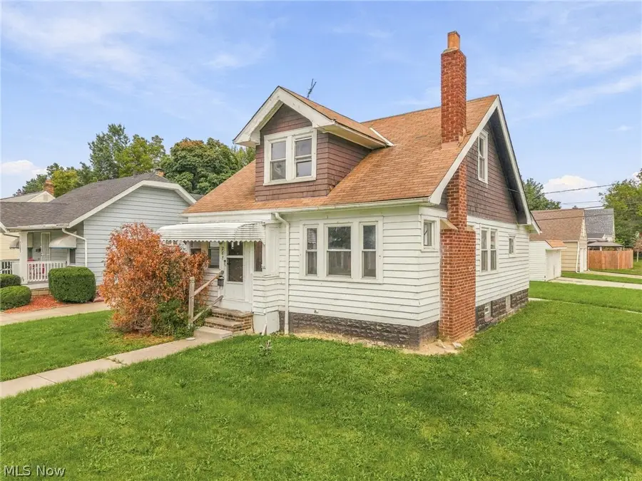 287 E 248th Street, Euclid, OH 44123 - #3