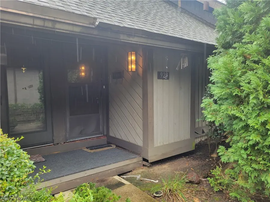 924 Snowfall #14B, Akron, OH 44313 - #3