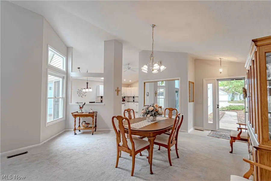18316 Sherbrooke Oval, Strongsville, OH 44136 - #3