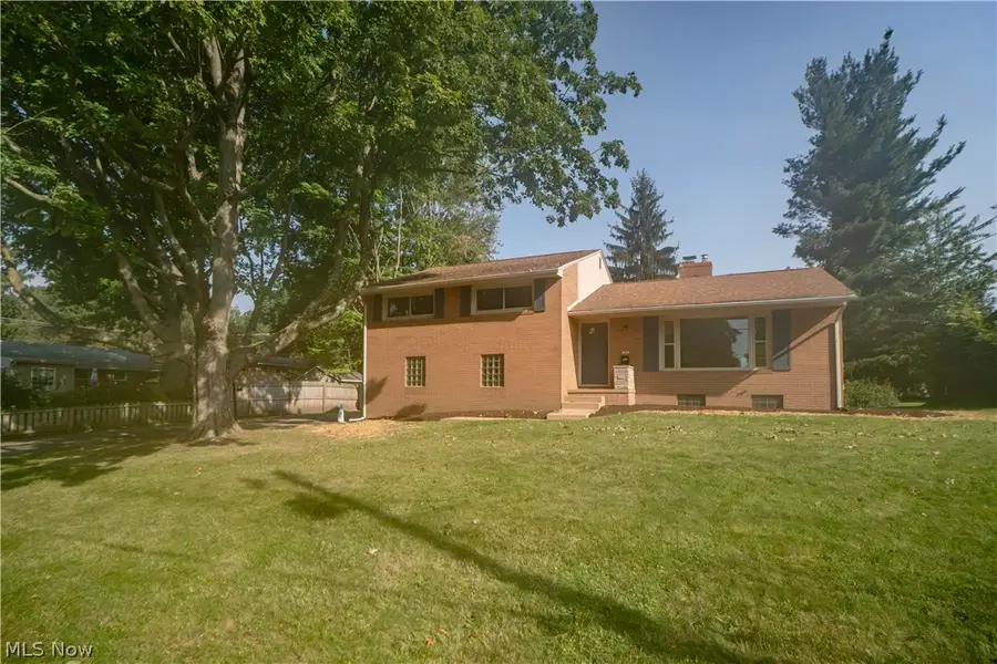 615 Summit Se Street, North Canton, OH 44720 - #2