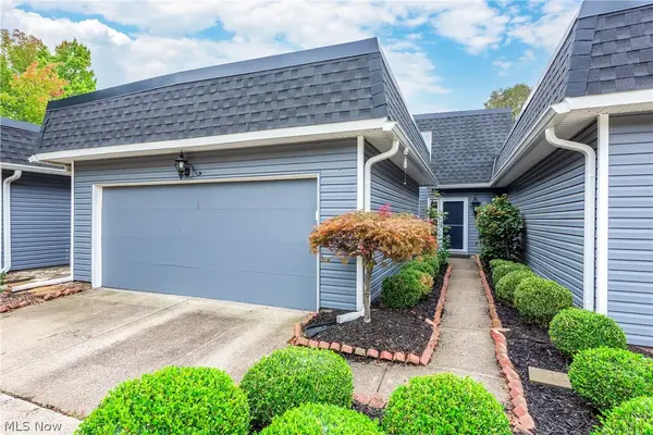 19245 Briarwood Lane, Strongsville, OH 44149