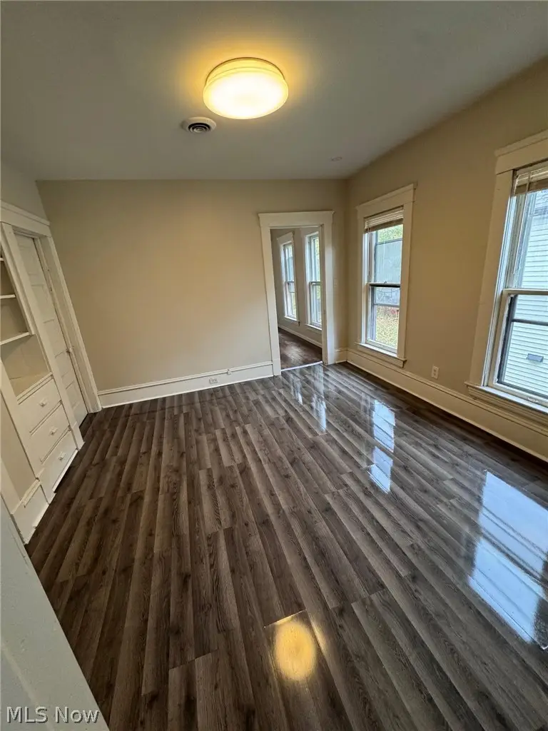 9521 Macon Avenue, Cleveland, OH 44102 - #3