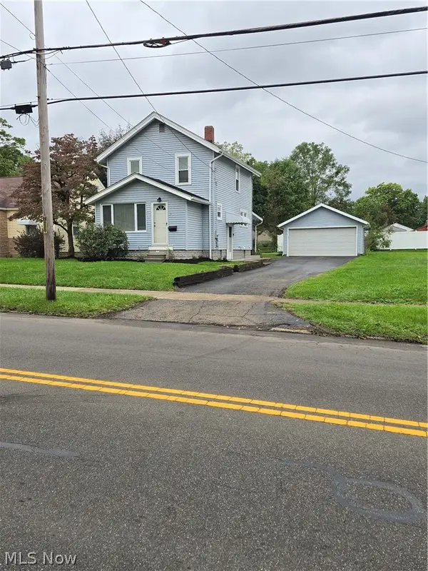 264 5th Ne Street, Barberton, OH 44203