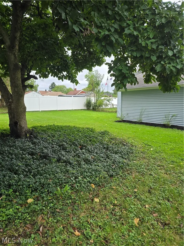264 5th Ne Street, Barberton, OH 44203 - #2