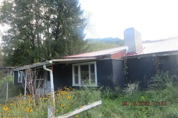 4308 Flat Se Road, Uhrichsville, OH 44683