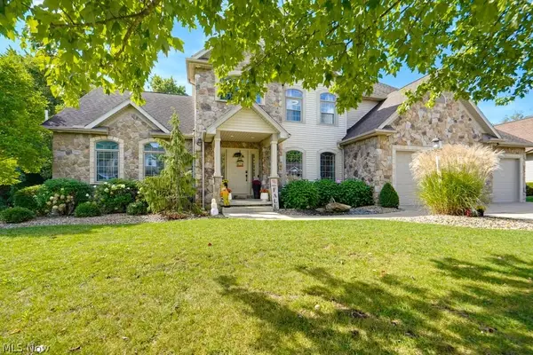 8808 Eastlynn Nw Avenue, Massillon, OH 44646