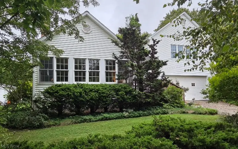 3221 Seifert Lewis Road, Hubbard, OH 44425 - #2