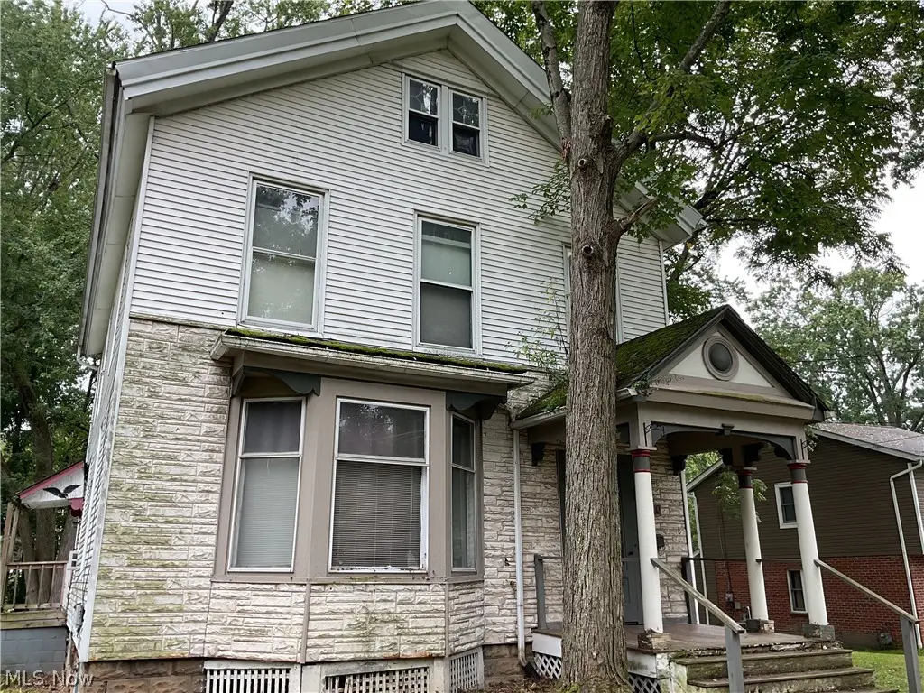 530 Lafayette Avenue, Ravenna, OH 44266 - #1