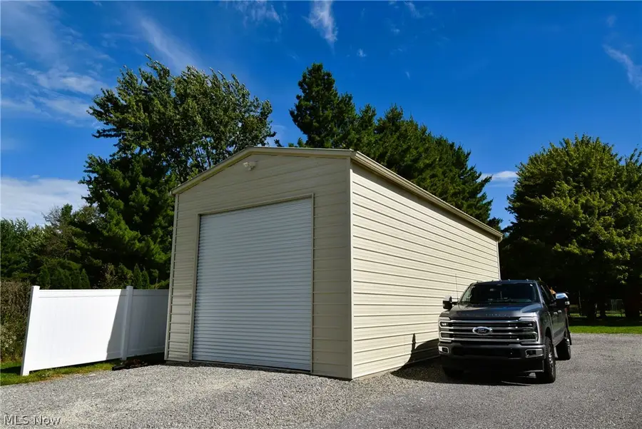 3160 Durst Clagg Ne Road, Warren, OH 44481 - #3