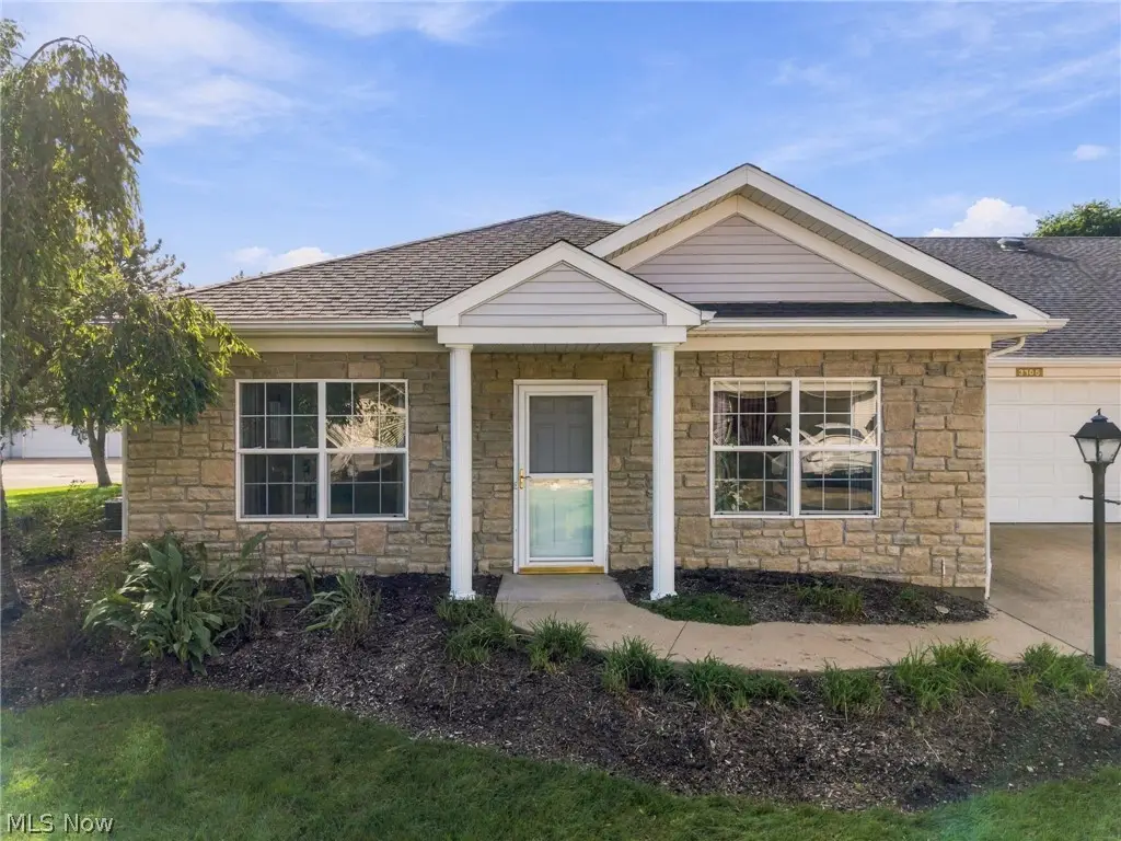 3105 Whitewood Nw Street, North Canton, OH 44720 - #1