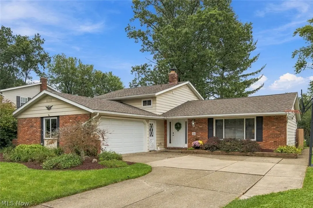 6611 Wedgewood Drive, North Olmsted, OH 44070 - #1