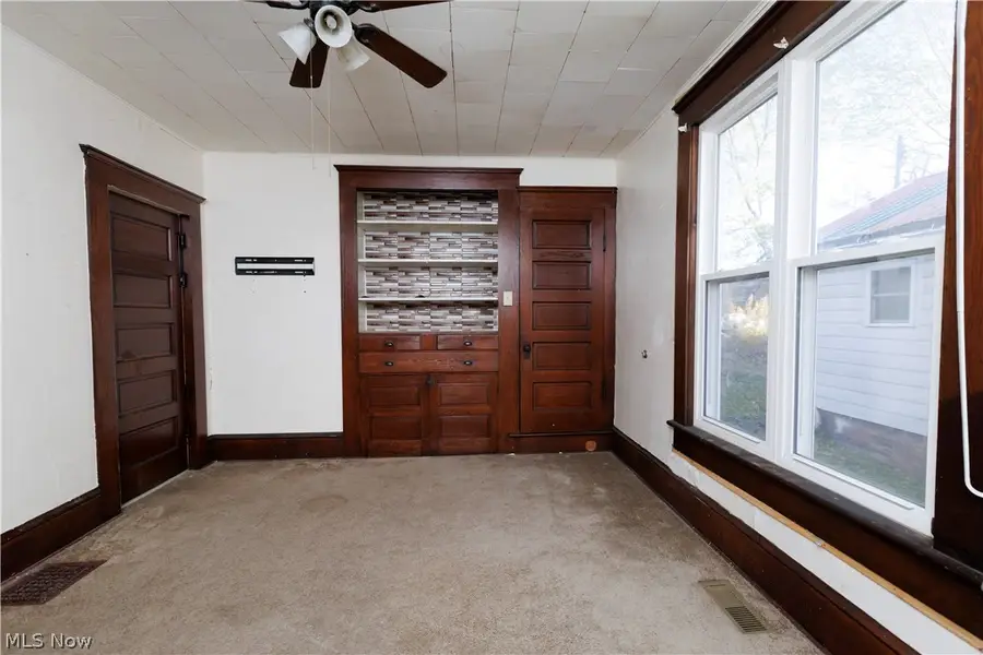113 E 4th Street, Uhrichsville, OH 44683 - #3