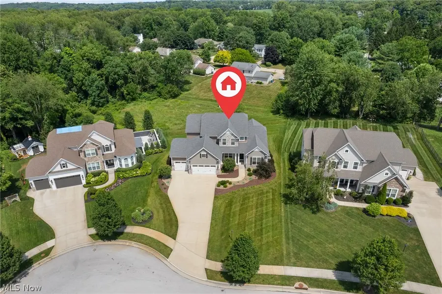 3901 Creekside Drive, Uniontown, OH 44685 - #2