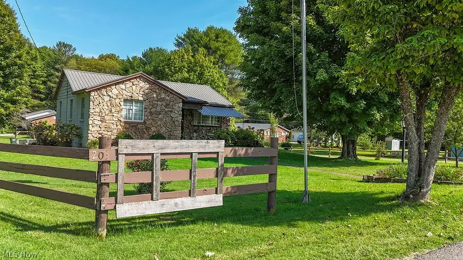 20 Danas Run Road, Newport, OH 45768 - #2