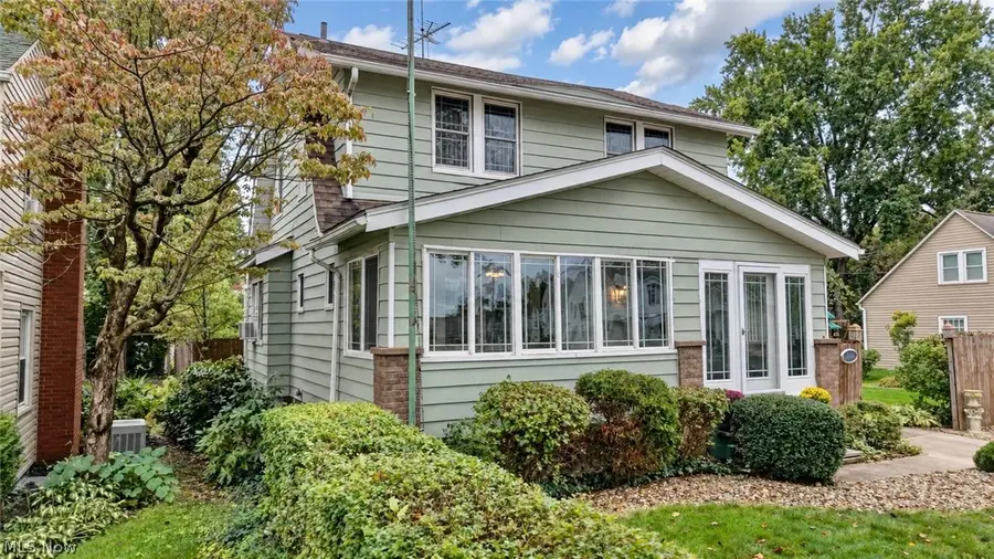 364 Clinton Avenue, Akron, OH 44301 - #2