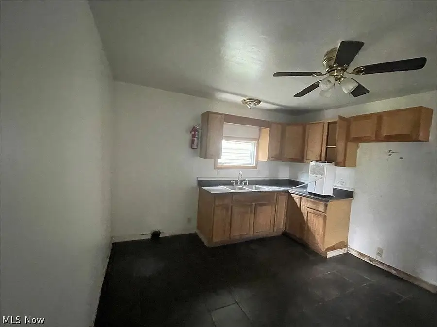 810 N 6th Avenue, Steubenville, OH 43952 - #2
