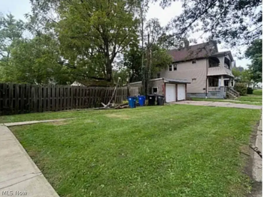 12021 Forest Avenue, Cleveland, OH 44120 - #2