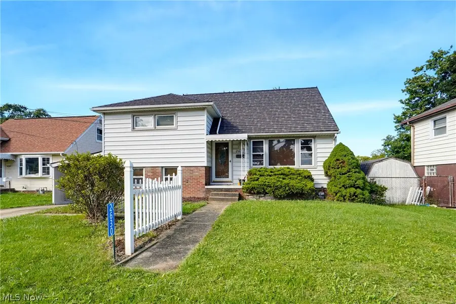2630 Oakview Nw Street, Massillon, OH 44646 - #2