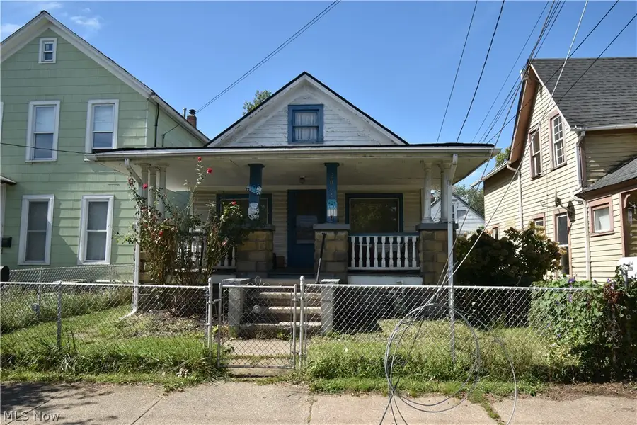 2064 W 44th Street, Cleveland, OH 44113 - #3