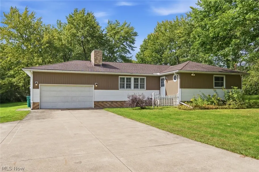 18328 Haskins Road, Chagrin Falls, OH 44023 - #2