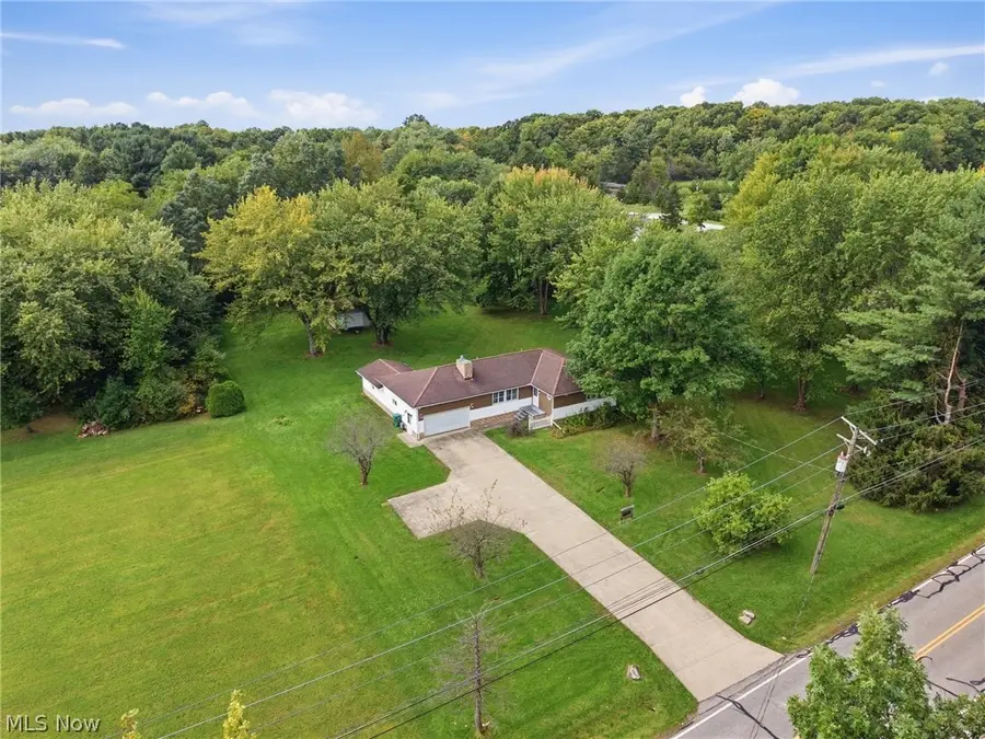 18328 Haskins Road, Chagrin Falls, OH 44023 - #3