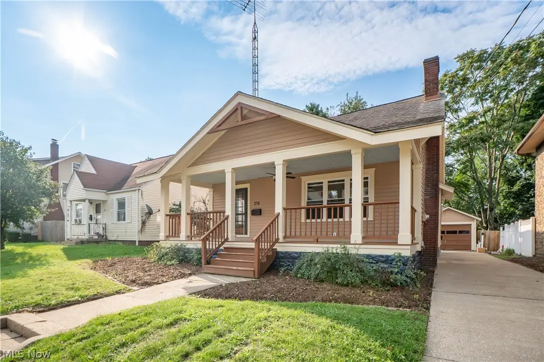 216 6th Ne Street, North Canton, OH 44720 - #1