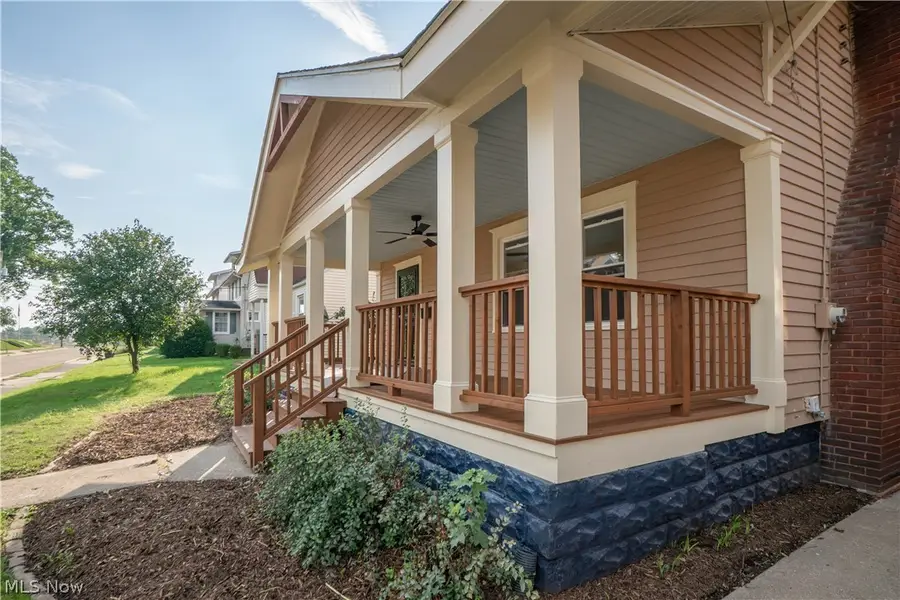 216 6th Ne Street, North Canton, OH 44720 - #2