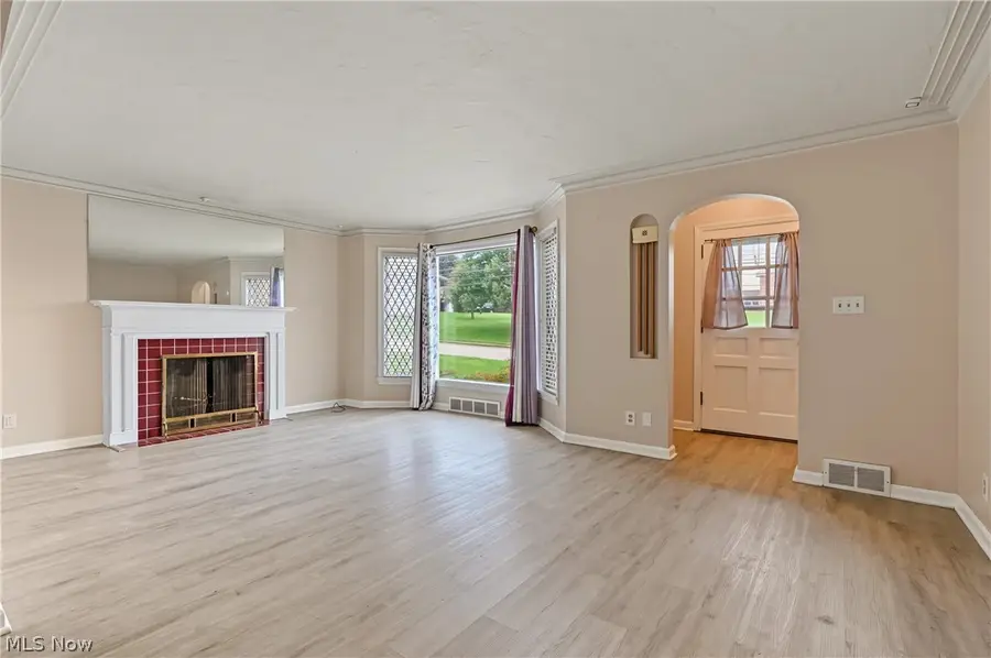 716 25th Nw Street, Canton, OH 44709 - #2