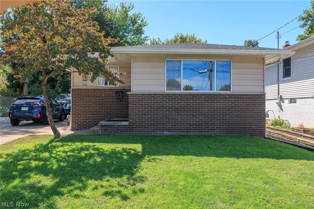 358 Washington Avenue, Barberton, OH 44203 - #1