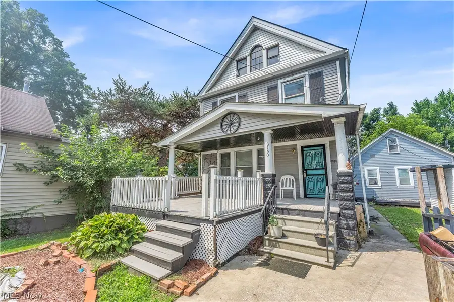 3150 W 46th Street, Cleveland, OH 44102 - #2