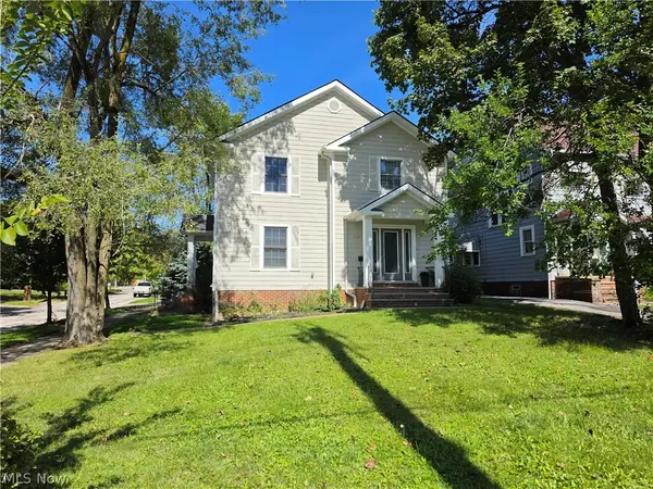 17409 Chagrin Boulevard, Shaker Heights, OH 44120