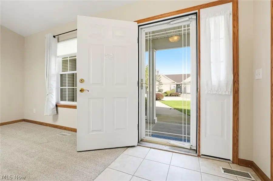 320 Falling Leaf Drive, Seven Hills, OH 44131 - #3